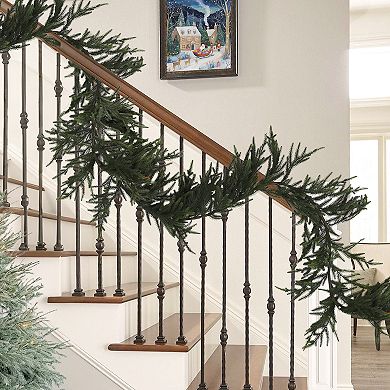 LuxenHome 6.6Ft Long Artificial Garland, Green Christmas Accent for Mantels, Tables & More