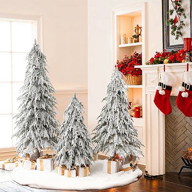 LuxenHome Set of 3 3Ft, 4Ft, and 5Ft Artifical Snow-Flocked Cedar Christmas Trees