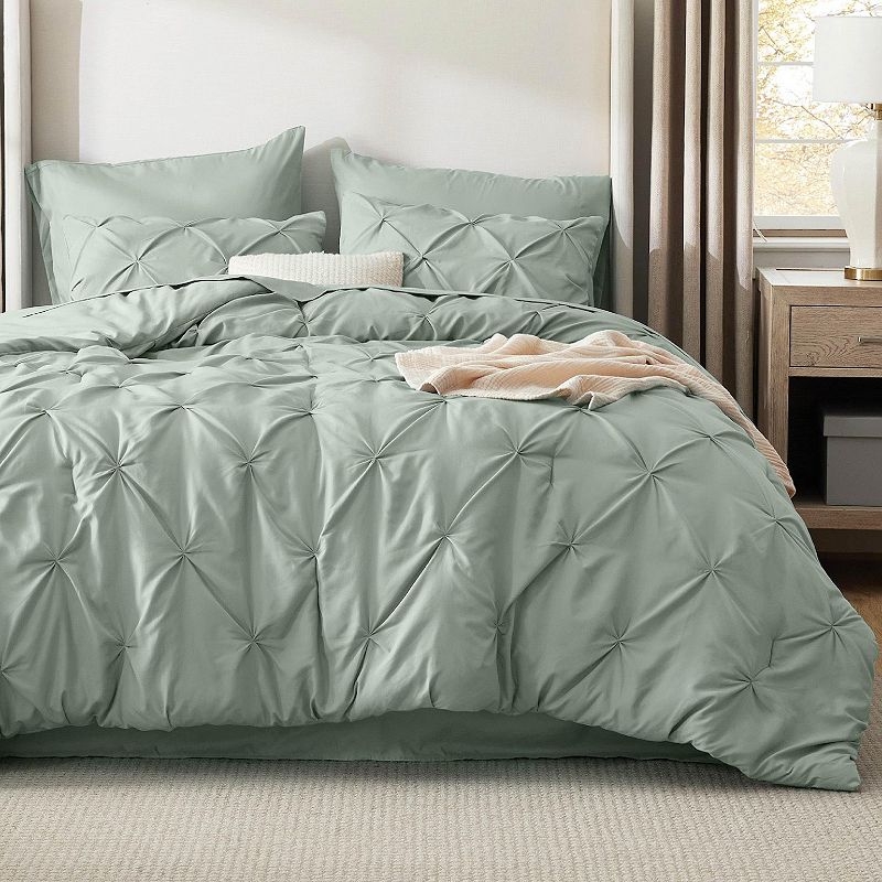 Bedsure GentleSoft™ Reversible Pintuck Comforter Bed-in-a-Bag Set, Blue Blue