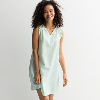 Petite Croft & Barrow® Dobby Woven Nightshirt