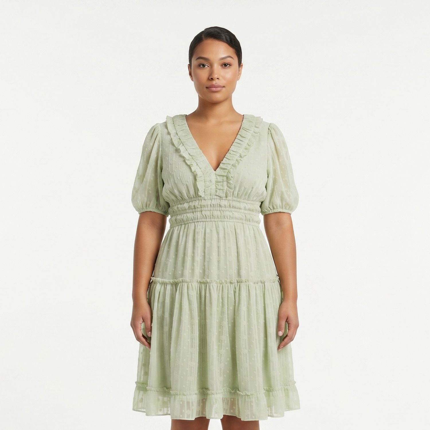 Женские платья Maison Tara Plus Size Maison Tara Rouch Neck Smocked Dress