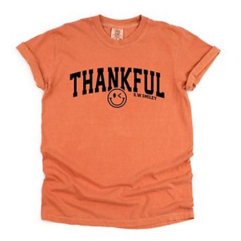 S.W.Smiley Thankful Varsity Arched - Women's Garment Dyed Graphic T-Shirt