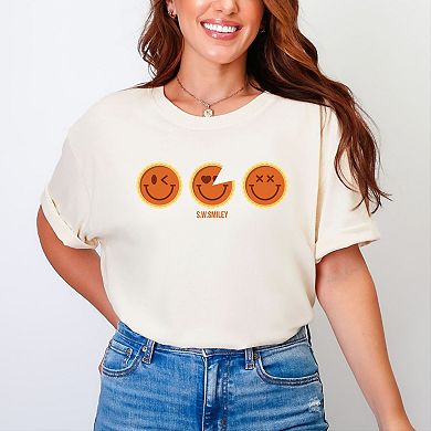 S.W.Smiley Pumpkin Pies - Women's Garment Dyed Graphic T-Shirt