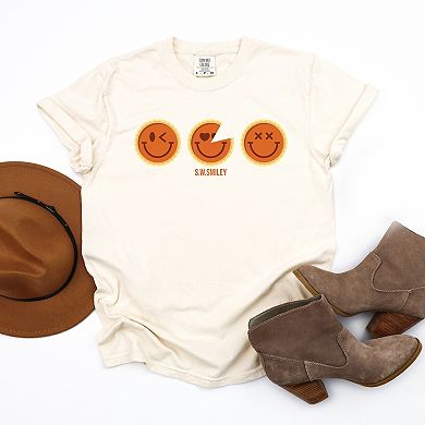 S.W.Smiley Pumpkin Pies - Women's Garment Dyed Graphic T-Shirt