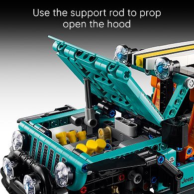 LEGO Technic Jeep Wrangler Rubicon 42227 Building Kit (723 Pieces)