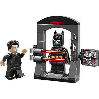 LEGO Batman Bruce Wayne & The Batsuit 30726 Building Kit (35 Pieces)