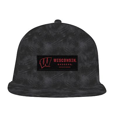 Men's Under Armour Charcoal Wisconsin Badgers Freedom Collection ArmourFuse Snapback Hat