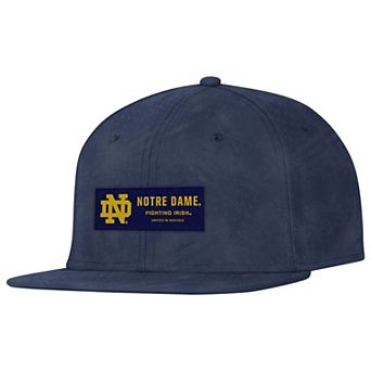 Men's Under Armour Navy Notre Dame Fighting Irish Freedom Collection ArmourFuse Snapback Hat