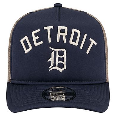 Men's New Era Navy Detroit Tigers Vintage Arched Foam Front 9FIFTY A-Frame Adjustable Trucker Hat