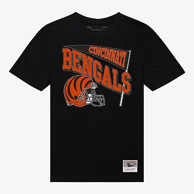 Women's Mitchell & Ness Black Cincinnati Bengals Team Dynamic Boyfriend T-Shirt
