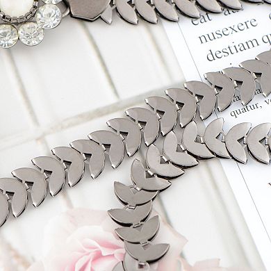 Women's Floral Waist Chain with Chevron Link Design and Crystal Accents