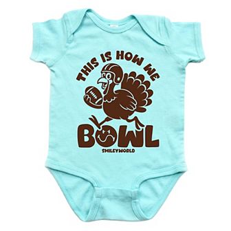 SmileyWorld This Is How We Bowl Turkey - Baby Short Sleeve Graphic Bodysuit