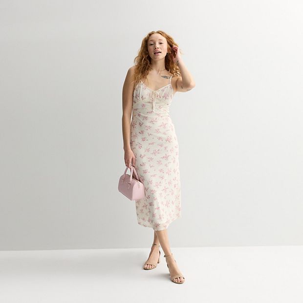 Juniors' Pink Republic Floral Mesh Maxi Dress