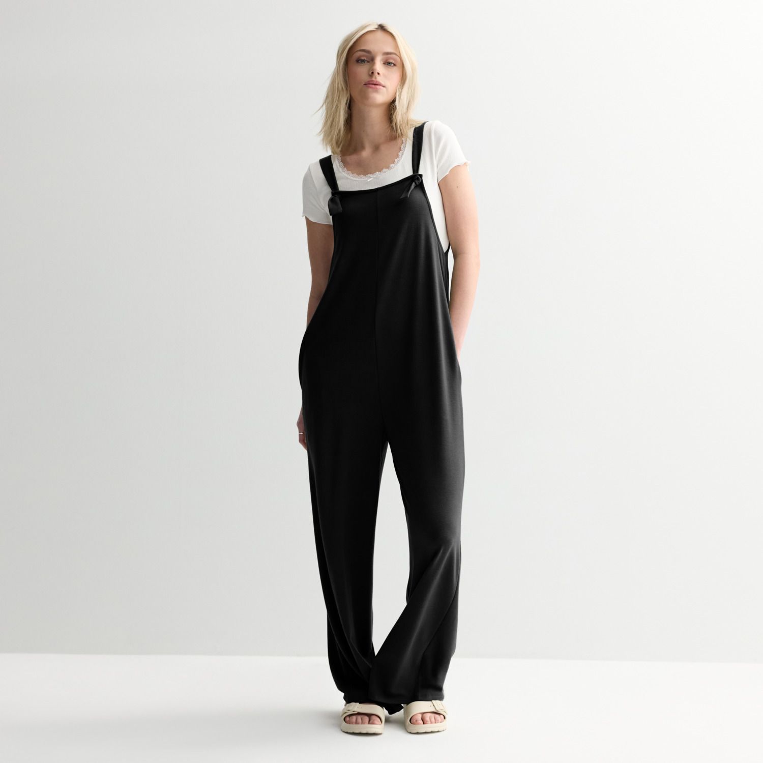 Женские платья Live Juniors' Live To Be Spoiled 2 pc Jumpsuit & T-Shirt Set
