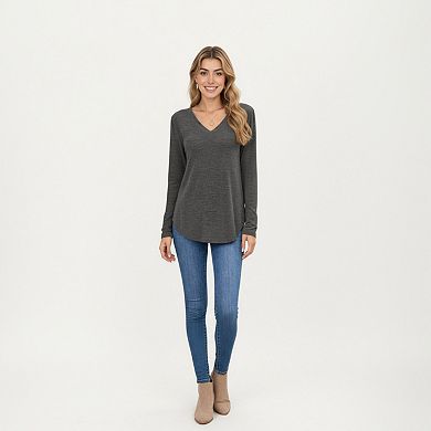 Women's Long Sleeve V-Neck Knit Top with Curved Hem and Relaxed Fit