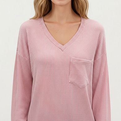 Women's V-Neck Long Sleeve Knit Top with Chest Pocket and Relaxed Fit