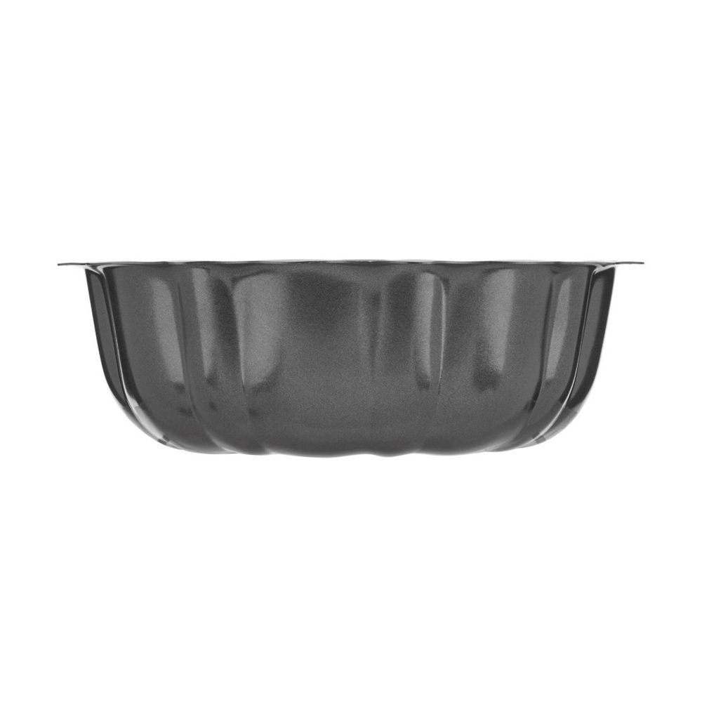 Cuisinart® 9.5-Inch Fluted Cake Pan