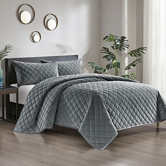 Pointehaven Oversized Diamond Design Velvet Quilt Set