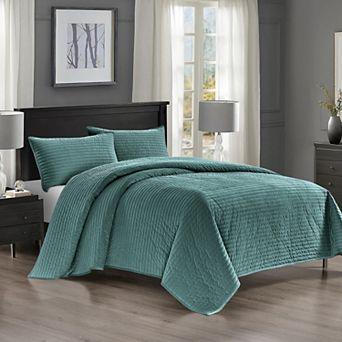 Pointehaven Oversized Channel Design Velvet Quilt Set