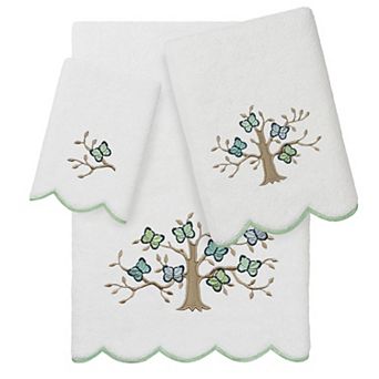 Linum Home Textiles Scallop Embellished Towel