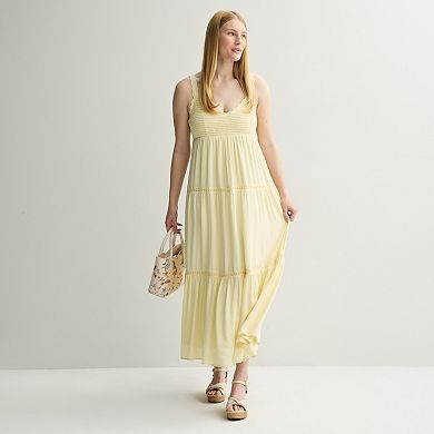 Juniors' madden girl Crochet Tier Maxi Dress with Removable Bra Cup