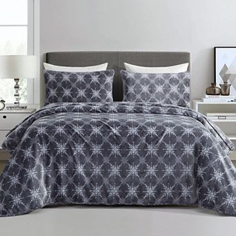 Elegant Comfort 4 pc Holiday Christmas Velvet Plush Flannel Sheet Set