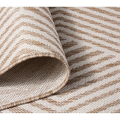 Nicole Miller New York Geometric Indoor / Outdoor Area Rug