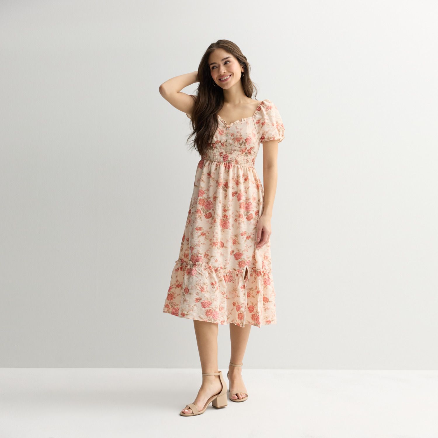 Женские платья Rewind Juniors' Rewind Puff Sleeve Midi Dress