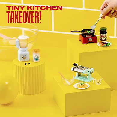 Boys Girls Mini Brands Mini Brands Really Works Magic Cook Kitchen Capsule Series 1 by ZURU