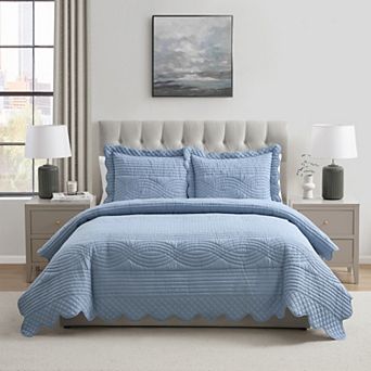 VCNY Home Scallop Microfiber Quilt Set