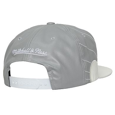 Mitchell & Ness Gray/White Chicago Bulls Day 12 Two-Tone Faux Leather Snapback Hat