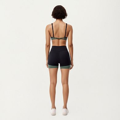 Women's Scoop Neck Colorblock Sports Bra with Adjustable Straps and Stretch Fit Fabric