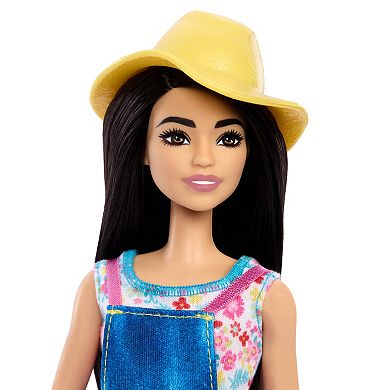Barbie Farmer Doll & Accessories 3 Animals & 5 Accessories