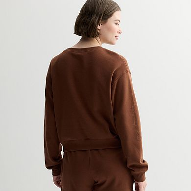 Juniors' Disney’s Winnie the Pooh Graphic Pullover Sweatshirt