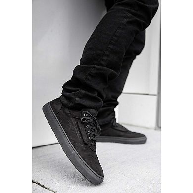 Bold Black Sneaker - Unisex