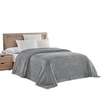 Striata Lined Oversized All Season 100% Polyester Blanket