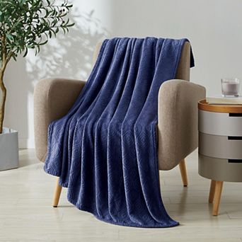 Kate Aurora Ultra Soft and Plush Modern Ogee Fleece Throw Blanket Covers