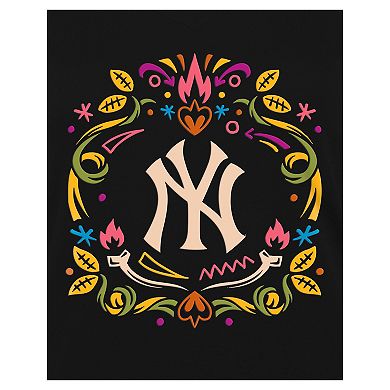 Women's New Era Black New York Yankees Día de los Muertos V-Neck T-Shirt