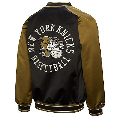 Men's Mitchell & Ness Olive/Black New York Knicks Clutch Satin Raglan Full-Snap Jacket