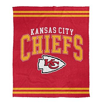"Pegasus Kansas City Chiefs 60"" x 70"" Cozy Plush Knit Blanket"