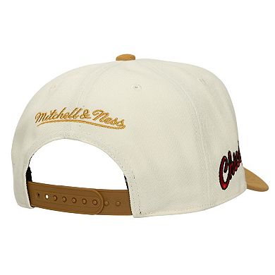 Men's Mitchell & Ness Cream Chicago Bulls Ochre Dusted Double Two-Toned Pro Crown Adjustable Hat