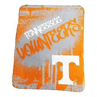 Logo Brands Tennessee Volunteers 50" x 60" Classic Graffiti Fleece Throw Blanket