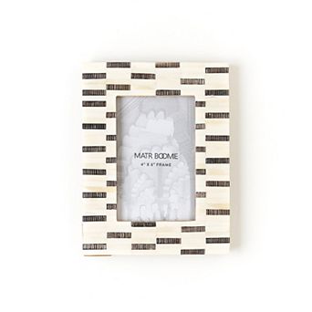 Mukhendu 4x6 Black & White Picture Frame - Carved Bone