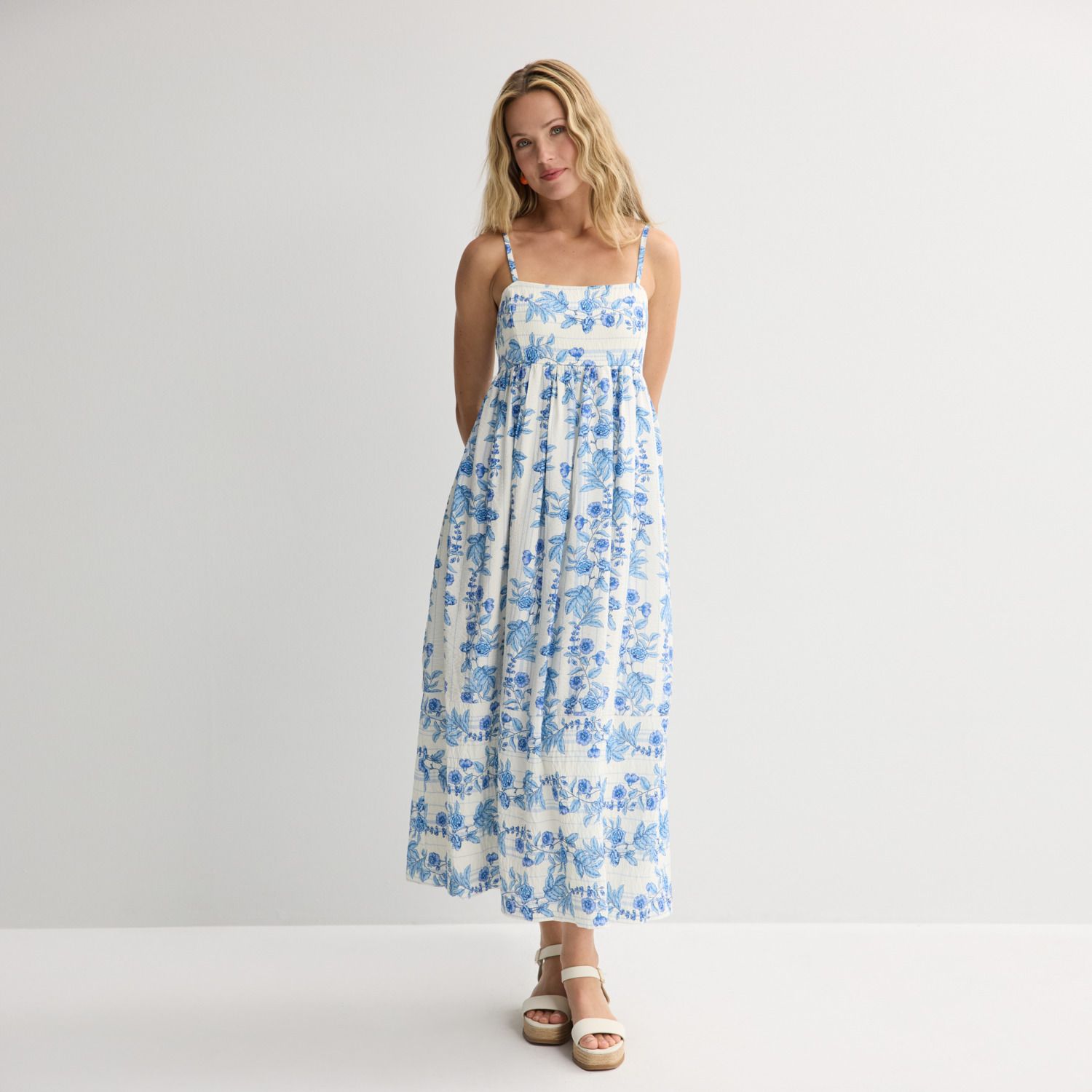 Женские платья Maison Tara Floral Print Babydoll Midi Dress