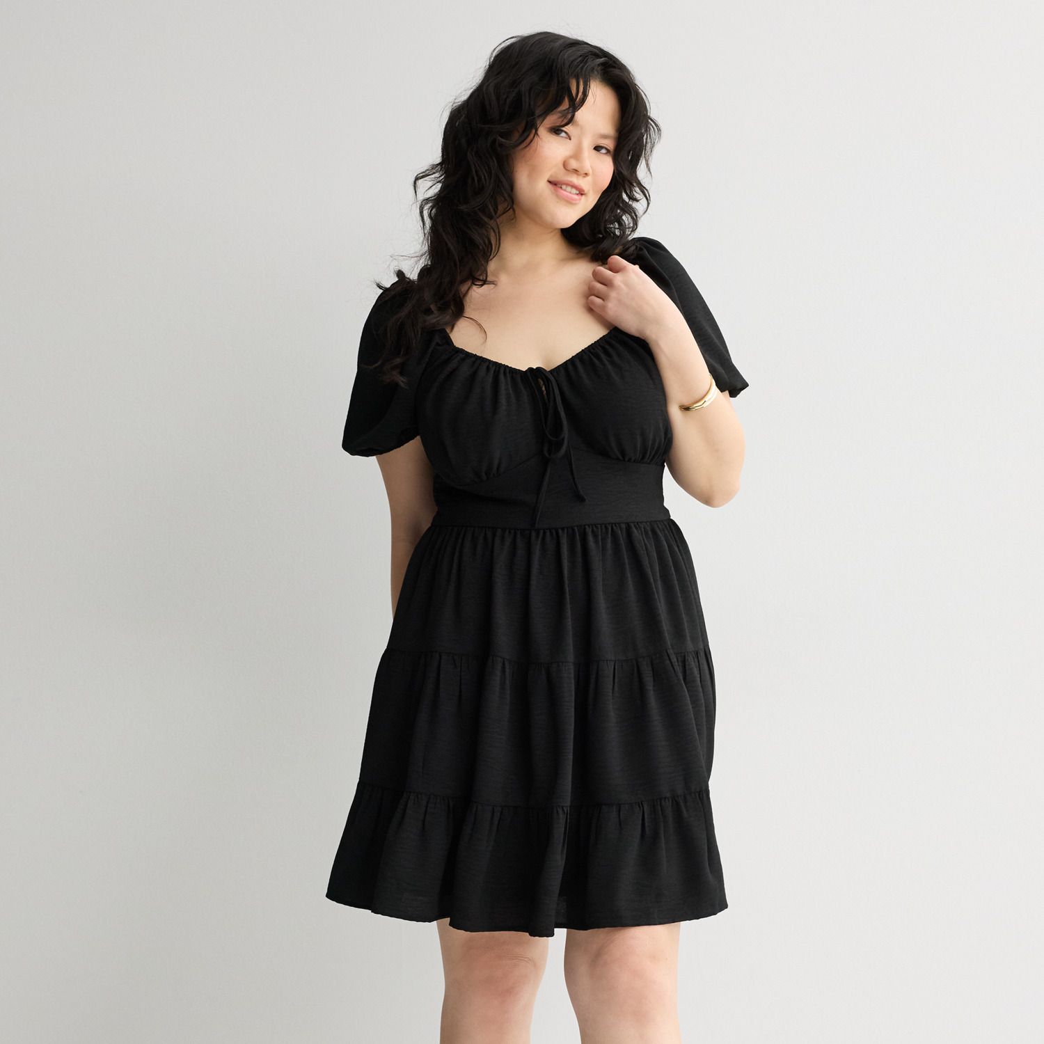 Женские платья Juniors' Plus Size Mary & Mo Airflow Puff Sleeve Dress