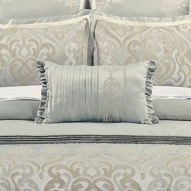 Royal Court Calmfield Decorative Throw Pillow