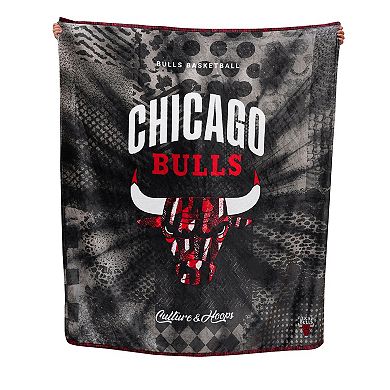 Two Hype Chicago Bulls Fleece Throw Blanket