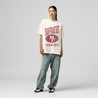 Women's Mitchell & Ness Cream San Francisco 49ers Logo Rise Boyfriend T-Shirt