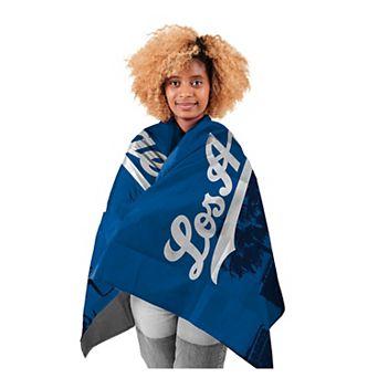 "Pegasus Los Angeles Dodgers 54"" x 70"" Wearable Hero Cape"