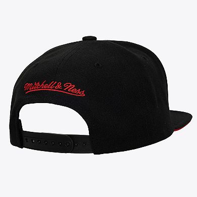Men's Mitchell & Ness Red/Black Chicago Blackhawks Color Pop Snapback Hat